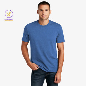 Man wearing District Men&