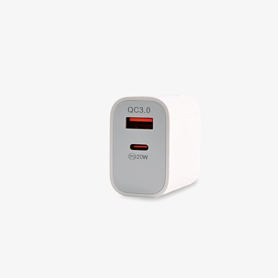 USB Port of Logo Line Paramount Wall Charger in White - LL9503