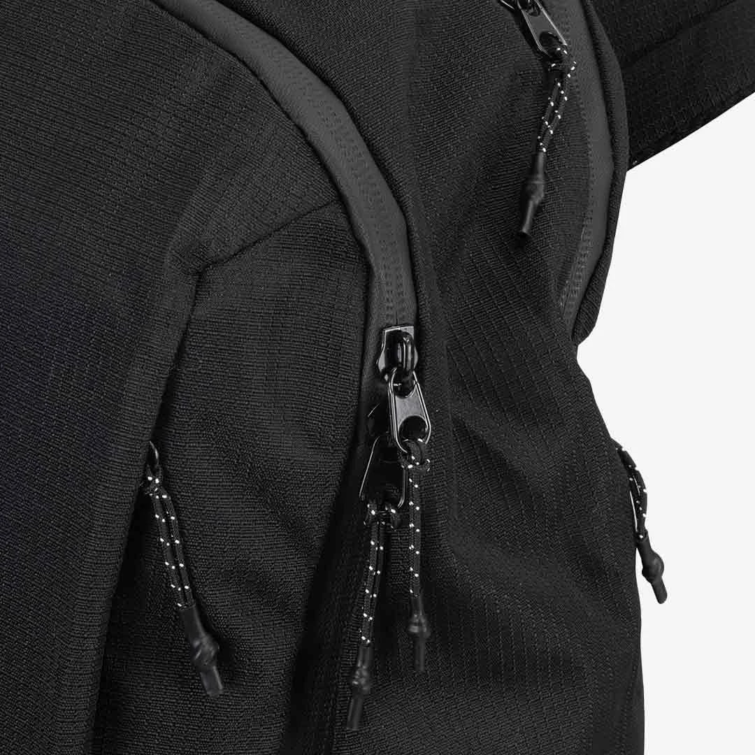 Trends SPICE Waste2Gear 20L Business Computer Backpack Zipper in Black - 126951