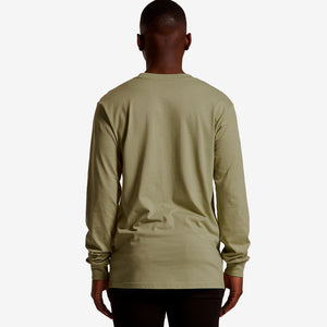 Man wearing AS Colour Men&