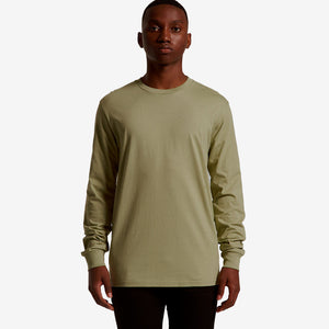 Man wearing AS Colour Men&